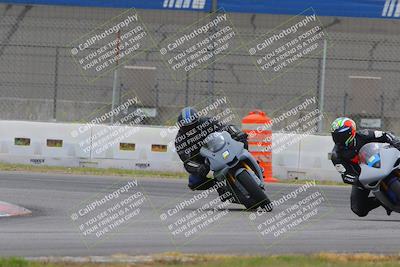 media/Oct-15-2022-Fastrack Riders (Sat) [[9a18b22502]]/Level2/Turn 9 1130am/